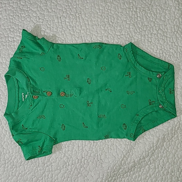(Pre-loved) Carter's Matching set - Picture 2 of 5